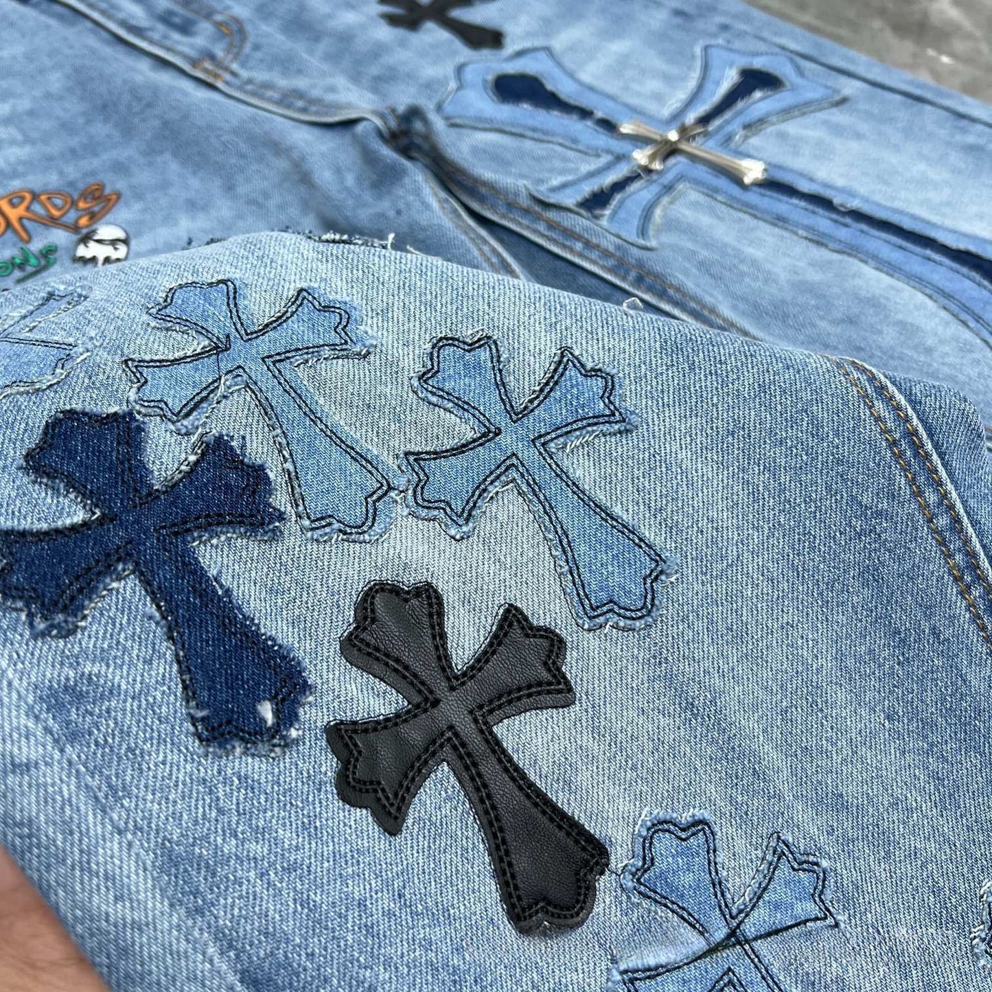 CHH Chrome Hearts Jeans Metal Logo Decoration